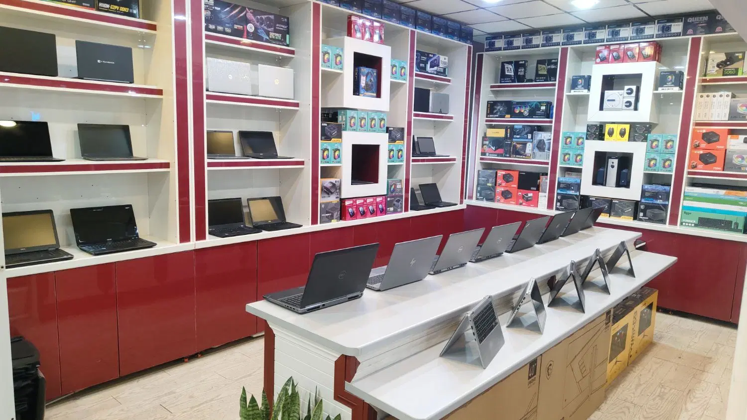 TOSHIBA CORE i7 نسل یازده|رایانه همراه|قم, صفائیه|دیوار