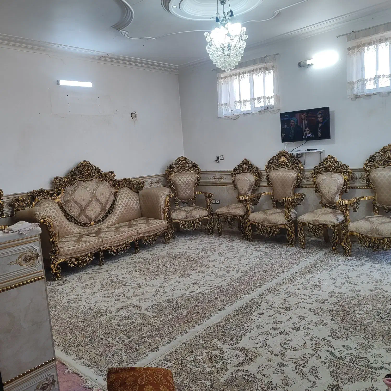 مبل سلطنتی|مبلمان خانگی و میز عسلی|قمرود, |دیوار