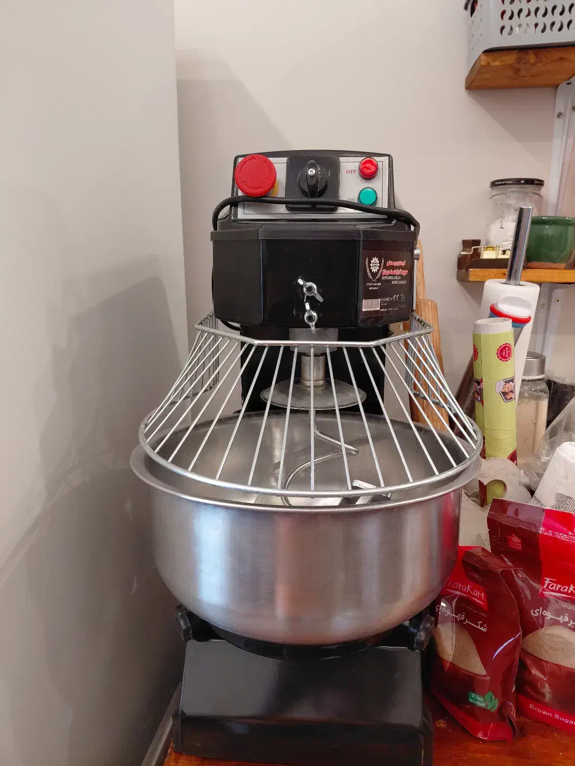 خمیرگیر اسپیرال سپهر|کافی‌شاپ و رستوران|پردیس, فاز ۲|دیوار