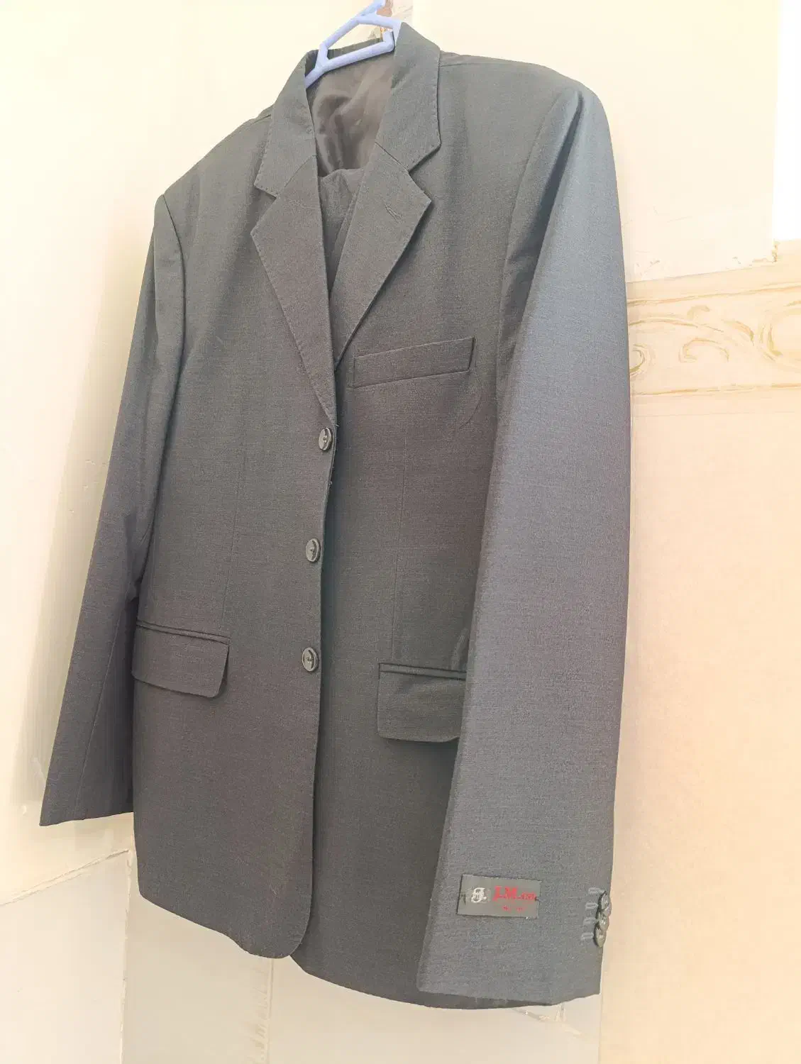 انواع لباس در حد نو|حراج|یزد, |دیوار