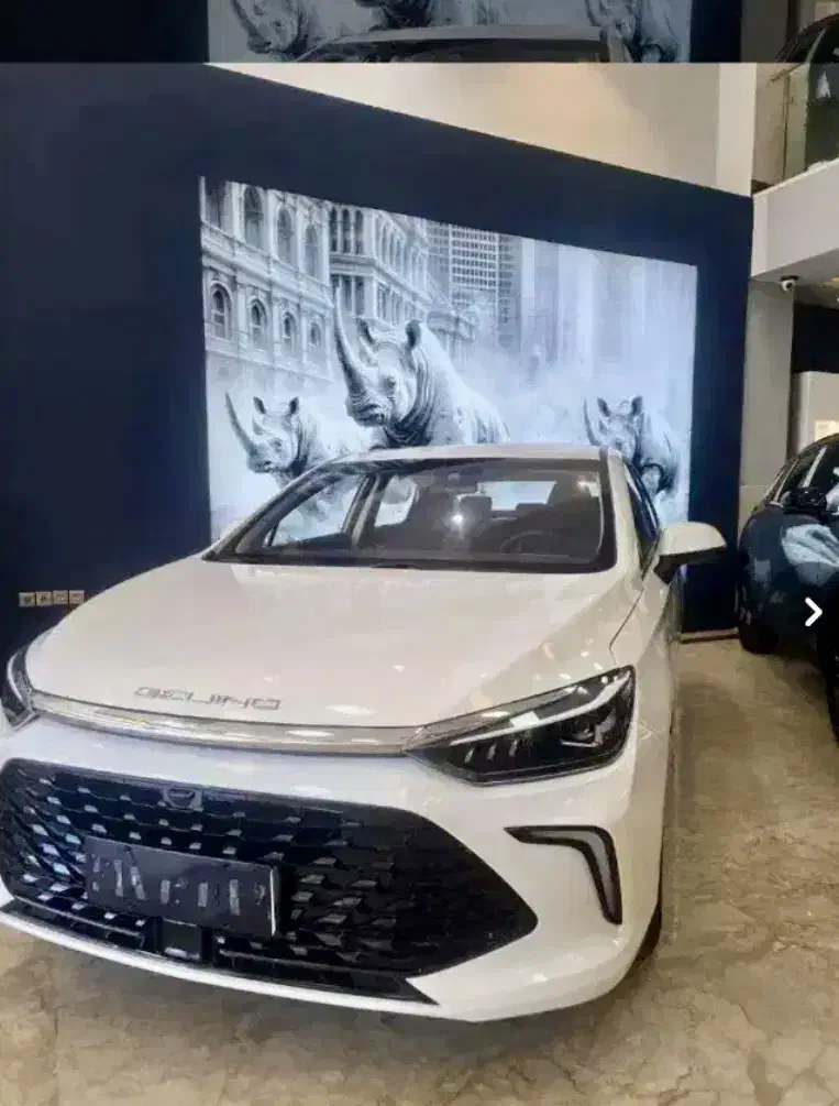 فروش فوری بیجینگ‌ یو5پلاس|خودرو سواری و وانت|اصفهان, نقش جهان|دیوار