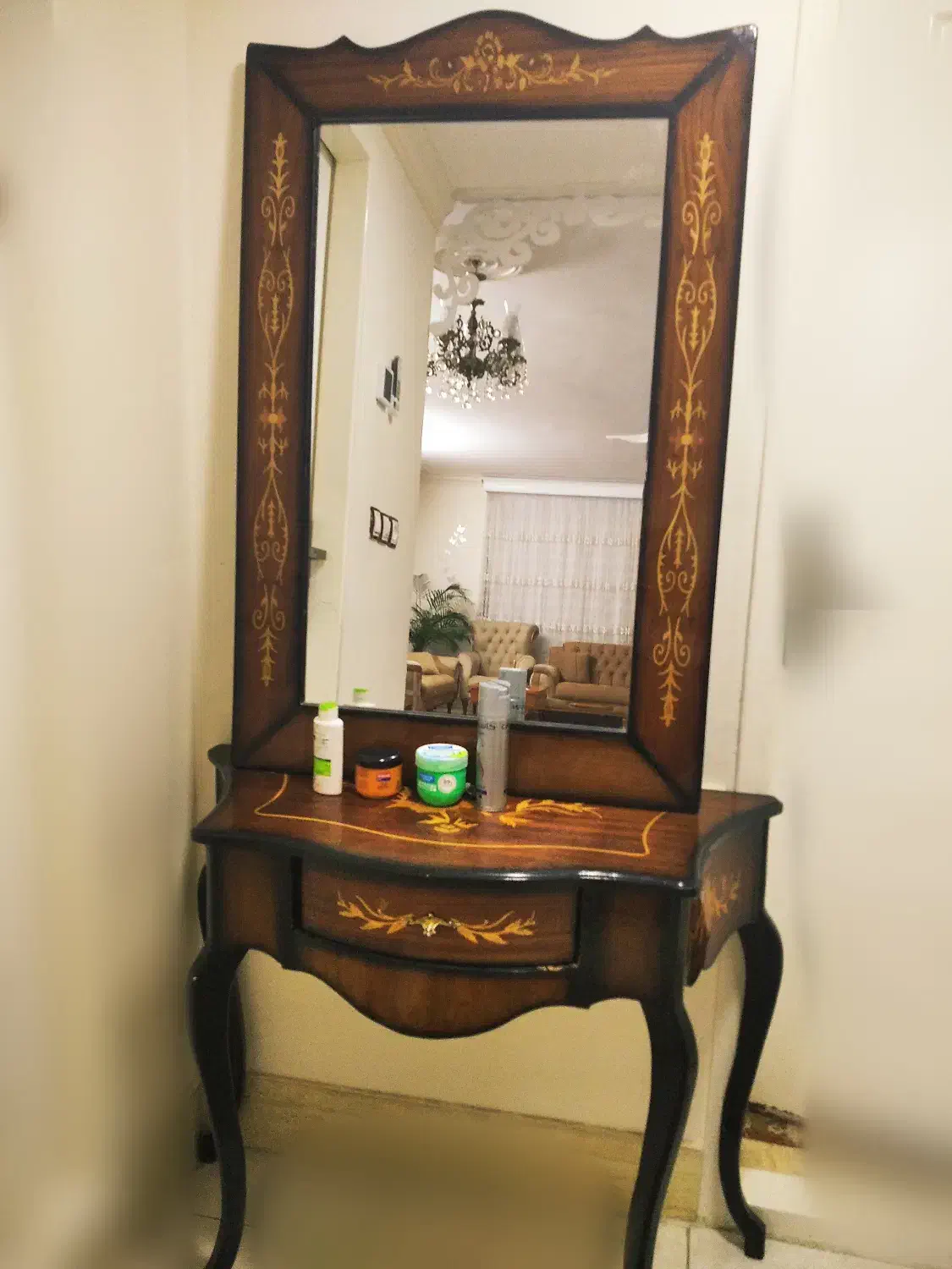 اینه و میز کنسول|بوفه، ویترین، کنسول|کاشمر, |دیوار