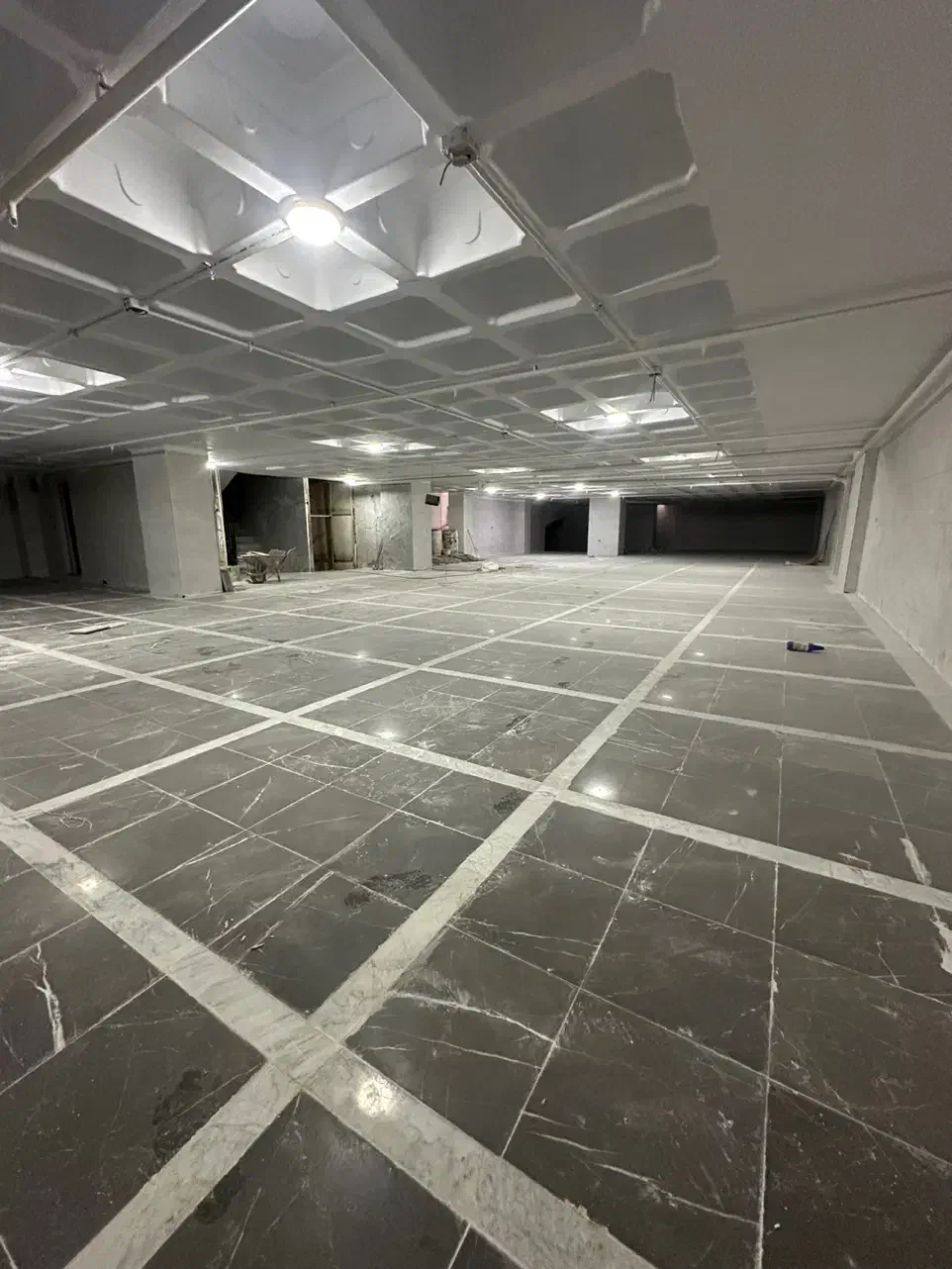 برج باغ ۱۲۵ متری / شهرک غرب