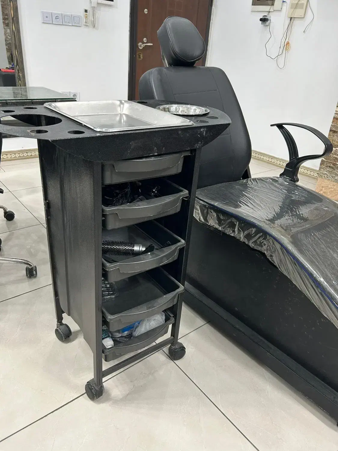 صندلی اصلاح|آرایشگاه و سالنهای زیبایی|فردیس, شهرک ارم|دیوار