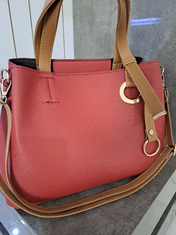 دو عدد کیف زنانه|کیف، کفش، کمربند|شیراز, رکن‌آباد|دیوار