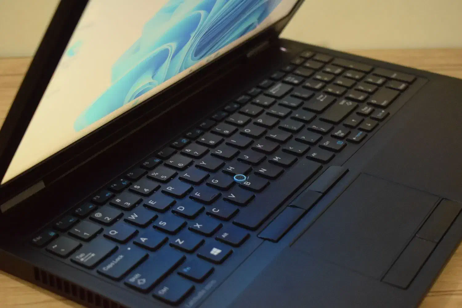 لپتاپ dell 5570 i5|رایانه همراه|بهبهان, |دیوار