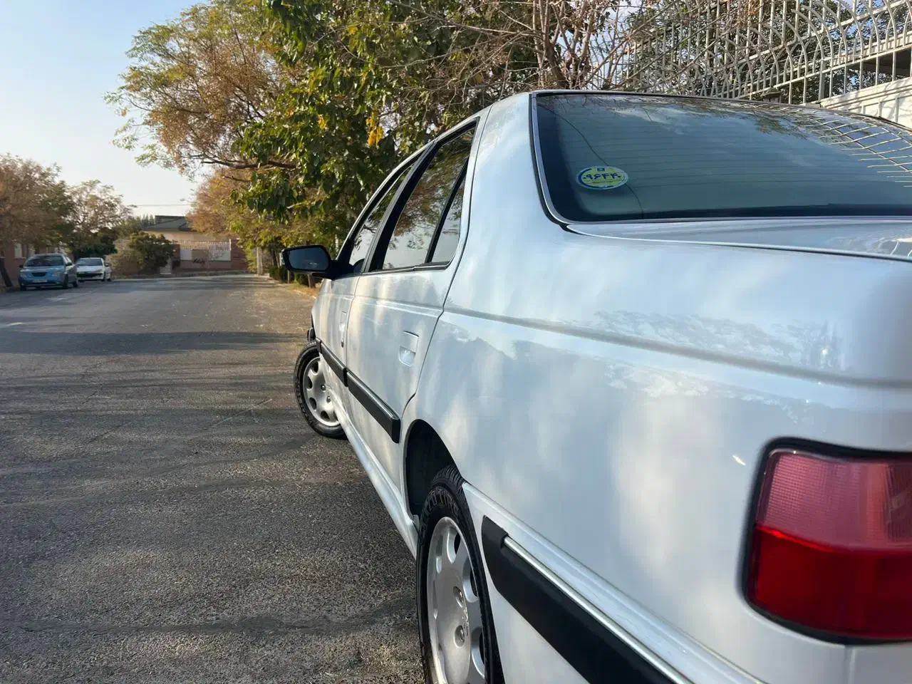 پژو پارس ۱۴۰۱ بیرنگ|خودرو سواری و وانت|پرند, فاز ۰|دیوار