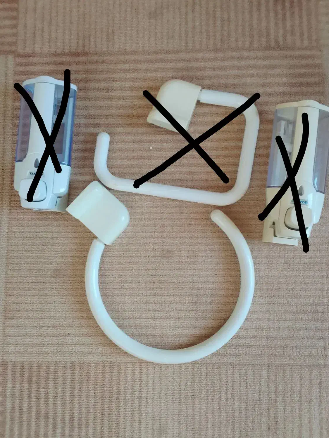 دوش و پایه حوله|لوازم حمام|گلبهار, شهر جدید گلبهار|دیوار