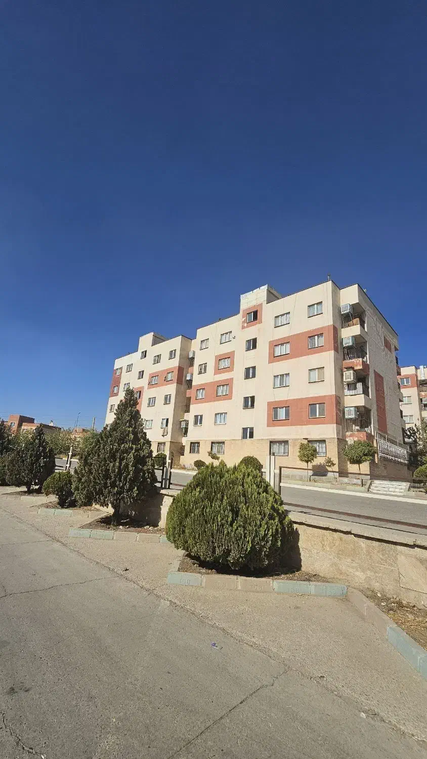 واحد 75 متری فول امکانات فاز4 جنب مرکز خرید|فروش آپارتمان|هشتگرد, شهرک ارم غربی|دیوار