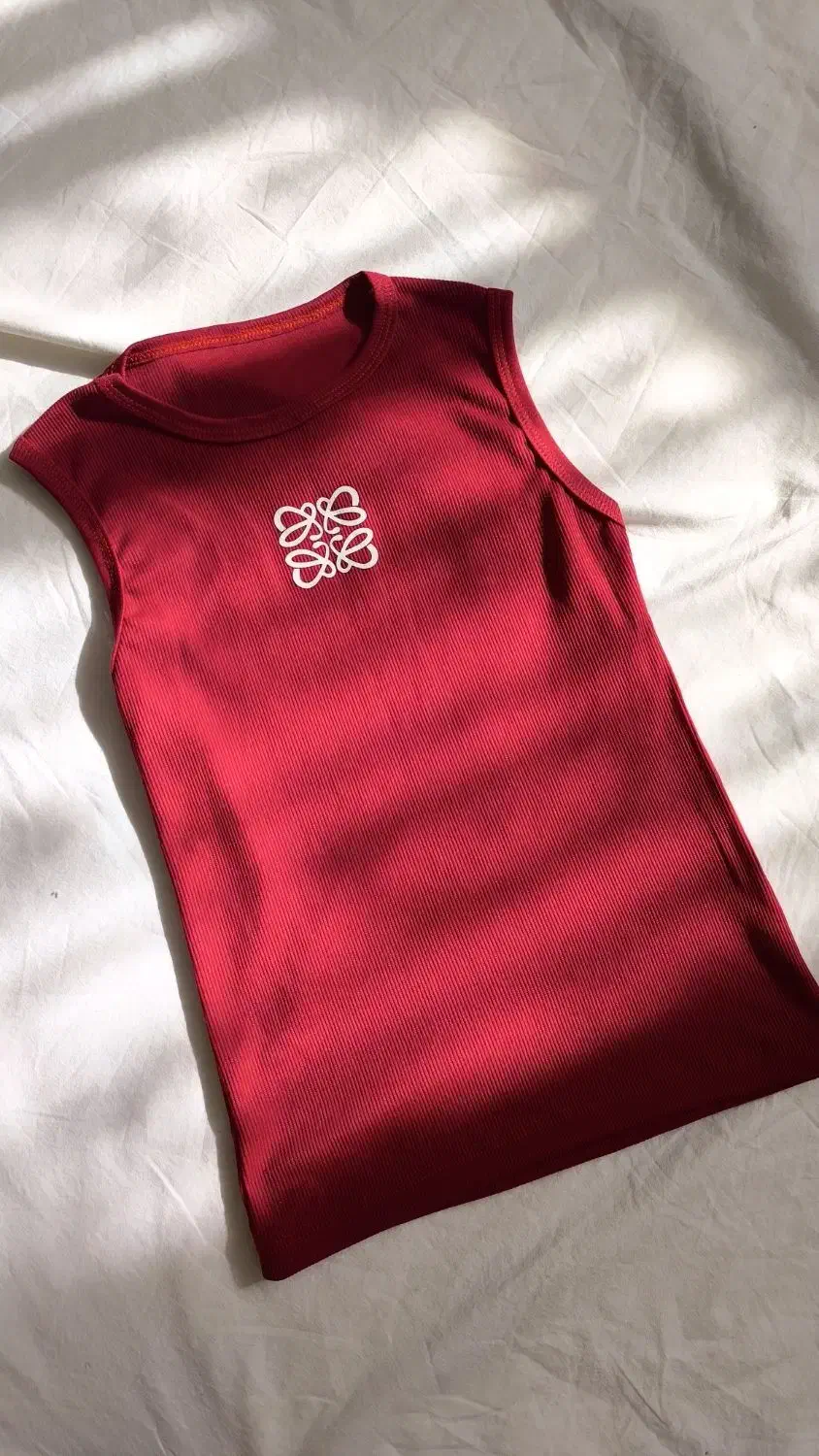 تاپ بیسیک کبریتی، یلدایی|لباس|اصفهان, پوریای ولی|دیوار