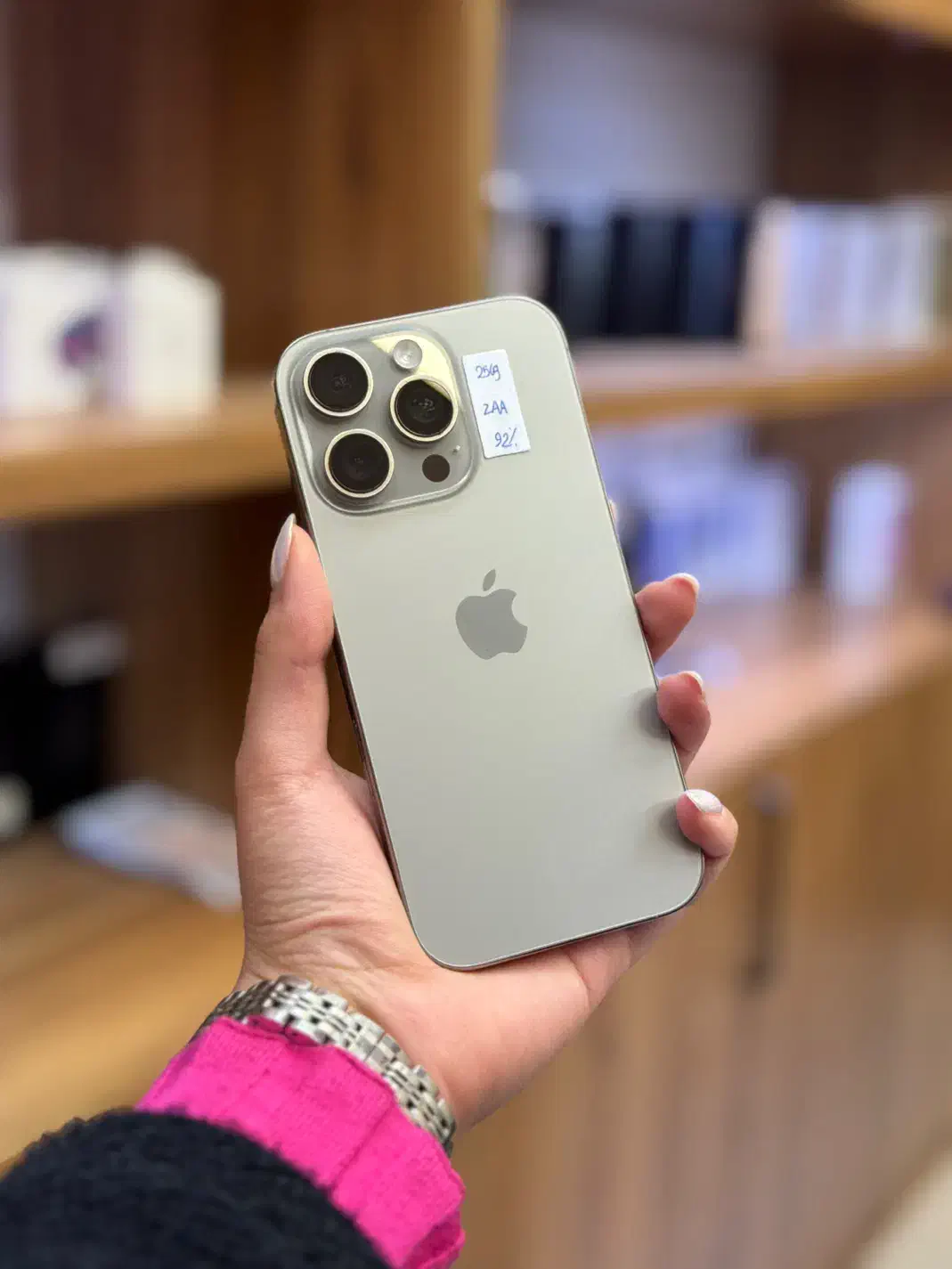 آیفون ۱۶ پرو ۲۵۶ گیگ با ریجستر + تست کتبی|موبایل|مشهد, عامل|دیوار