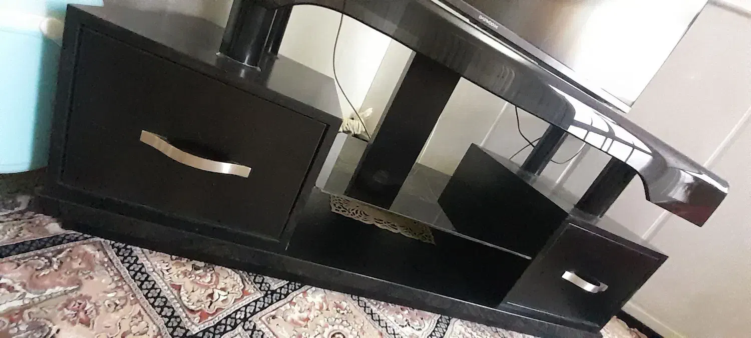 میز تلویزیون|میز تلویزیون|قم, آذر (نکویی)|دیوار