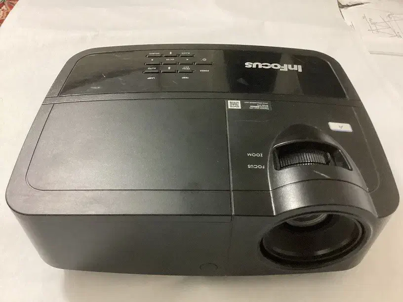 پروژکتور آمریکایی|تلویزیون و پروژکتور|مشهد, کوثر|دیوار