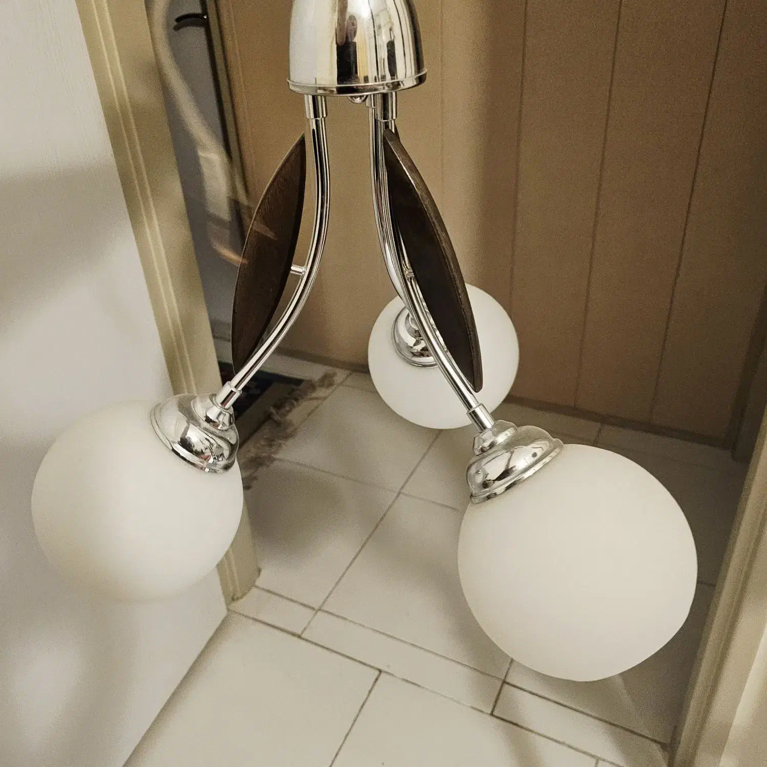 لوستر . چراغ تزئینی|لوستر و چراغ آویز|اصفهان, بهار آزادی|دیوار