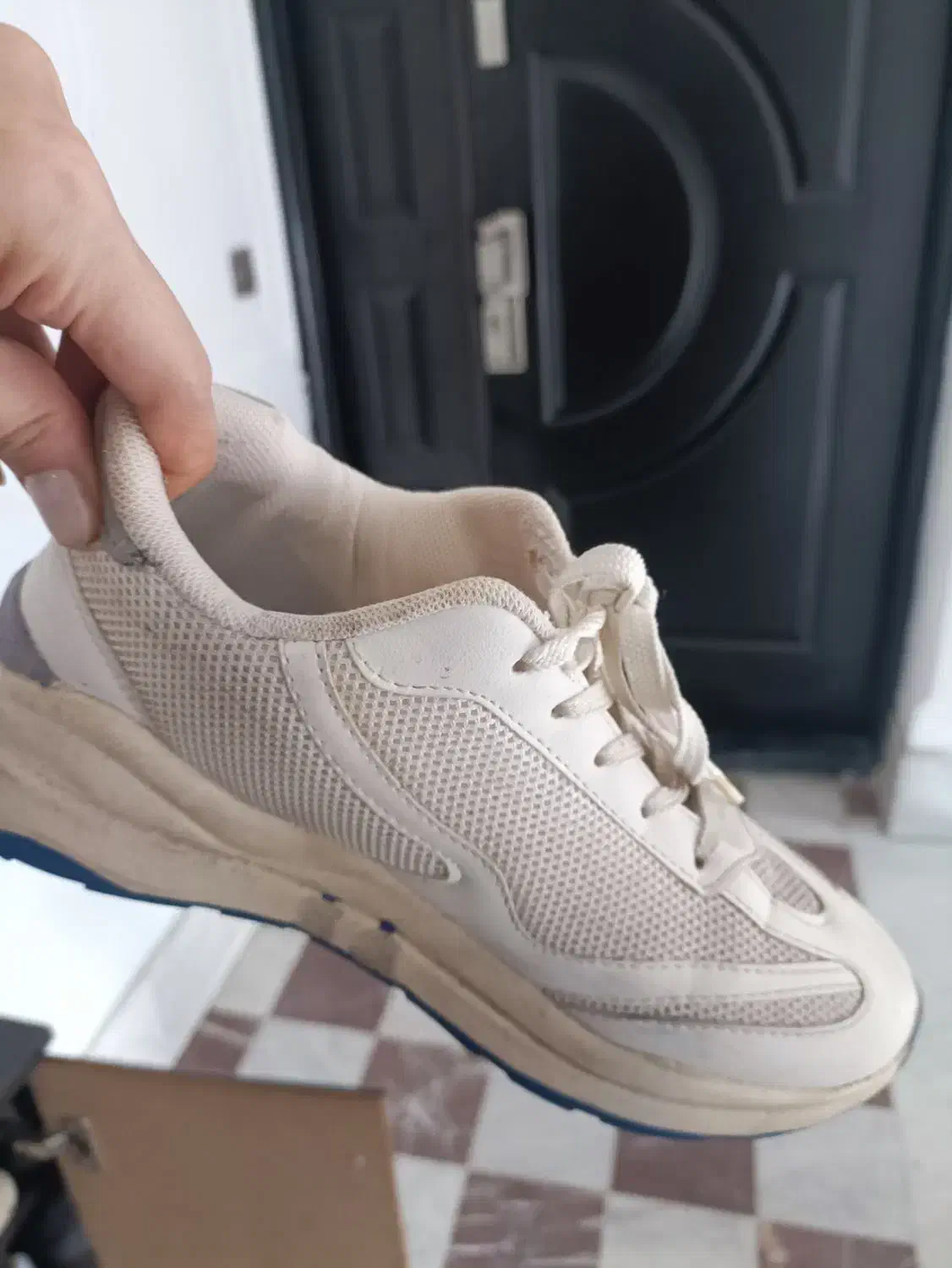 کتونی 38|کیف، کفش، کمربند|رشت, پیرسرا|دیوار