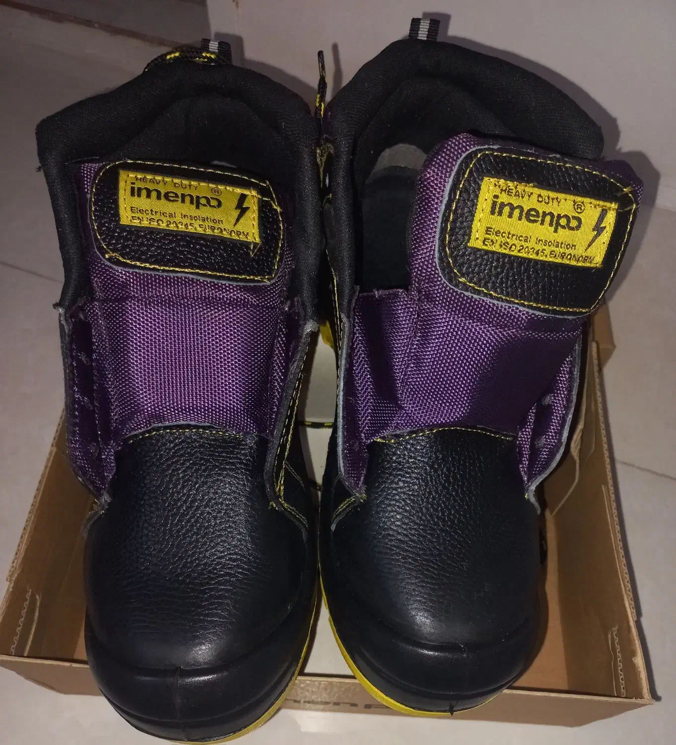 پوتین ایمنی دو جفت|کیف، کفش، کمربند|اهواز, سپیدار|دیوار