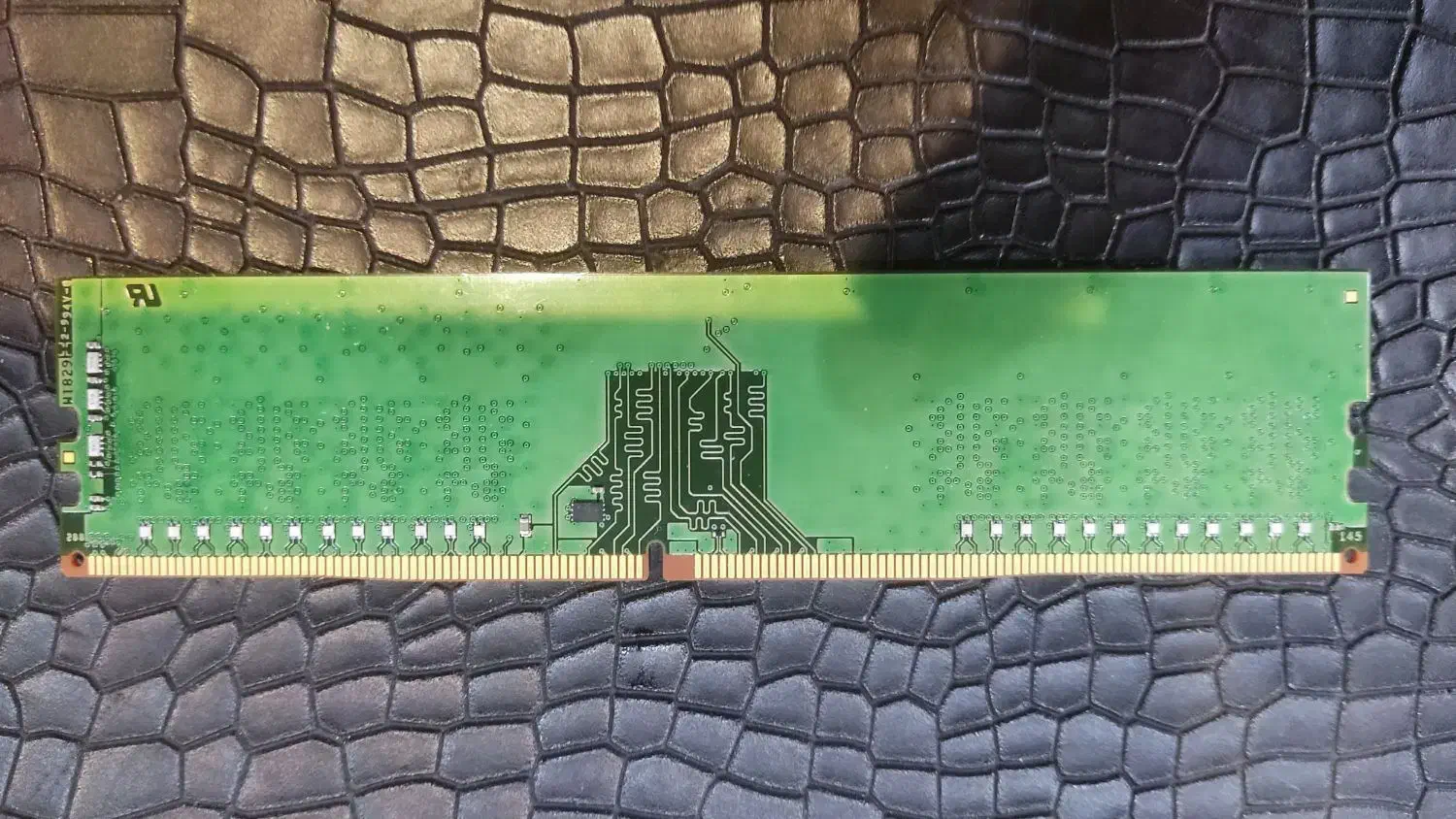 رم ۸ گیگ کینگستون ۲۴۰۰ DDR4|قطعات و لوازم جانبی رایانه|تبریز, |دیوار