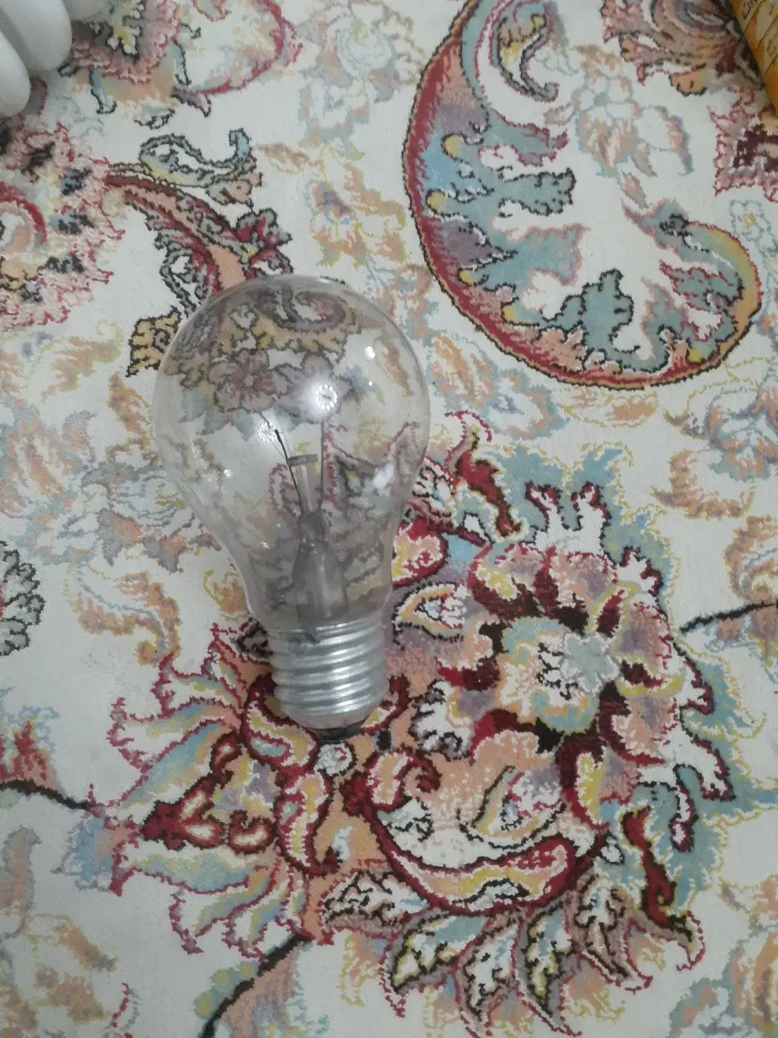 فروش ۷ عدد لامپ|لامپ و چراغ|تهران, صادقیه|دیوار