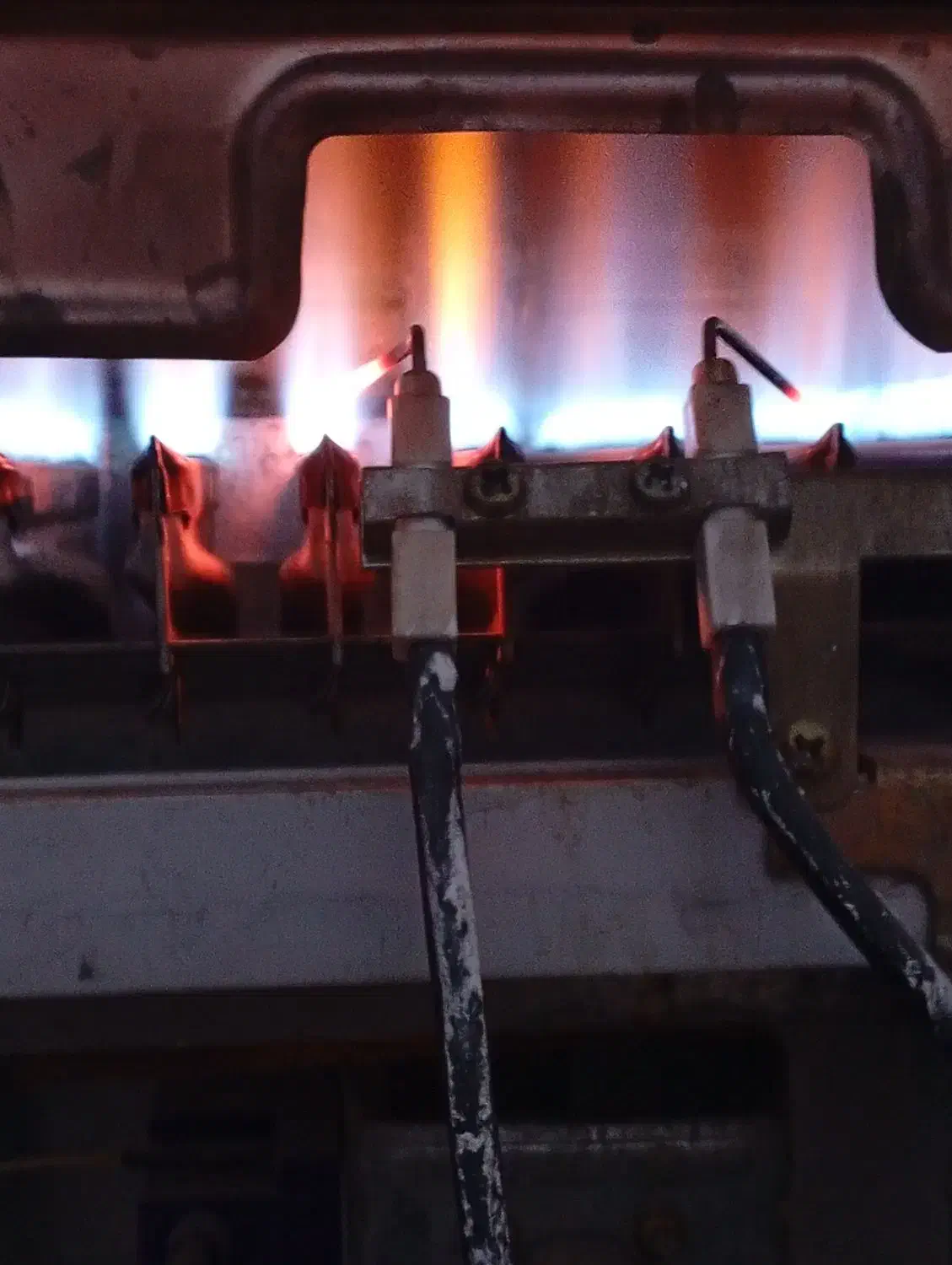 خدمات سرویس آبگرمکن  و بخاری گازی|خدمات پیشه و مهارت|بم, |دیوار