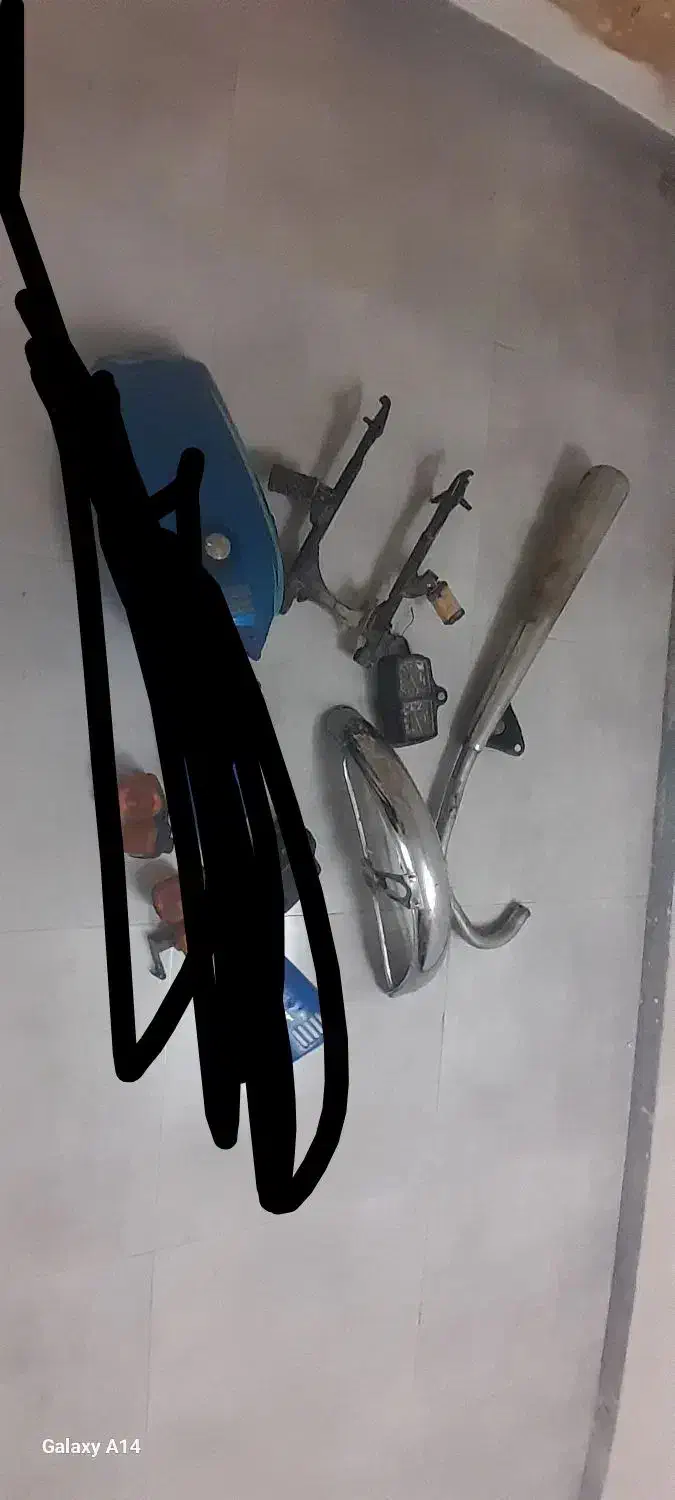 لوازم موتور سیکلت|قطعات یدکی و لوازم جانبی|همدان, |دیوار