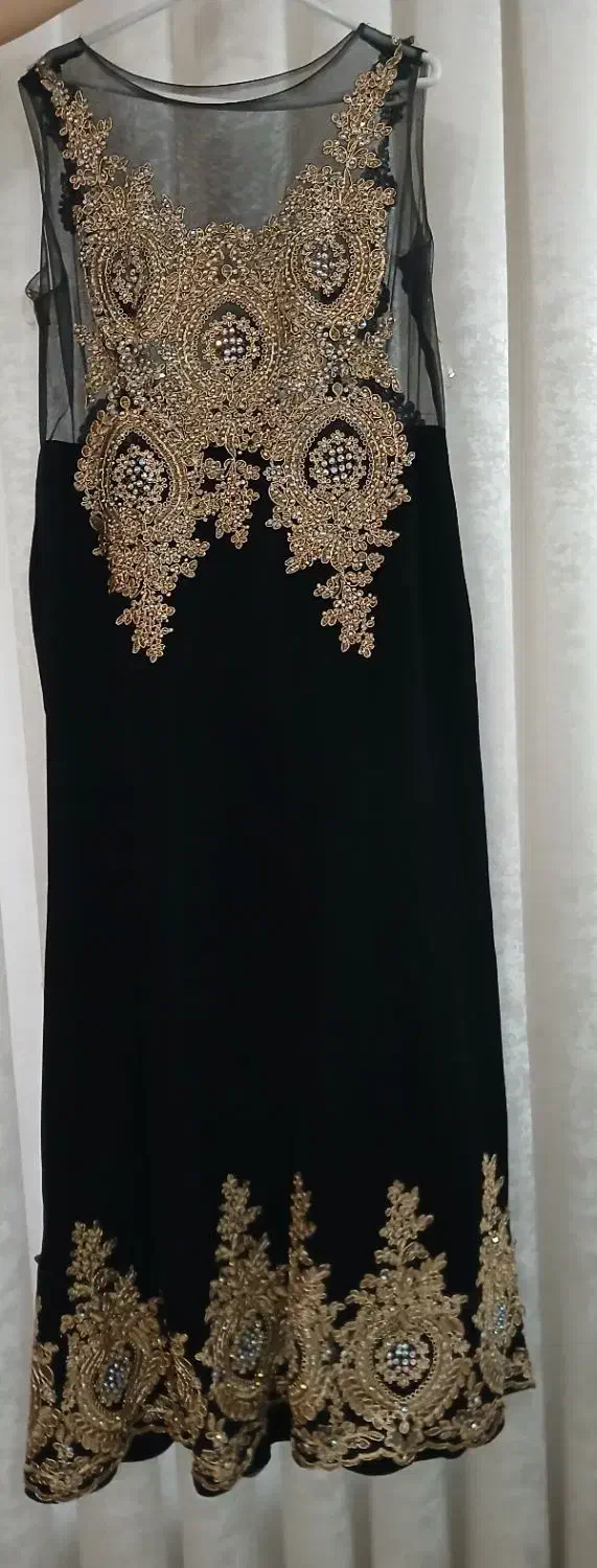 تعدادی لباس مجلسی|حراج|خمینی‌شهر, |دیوار