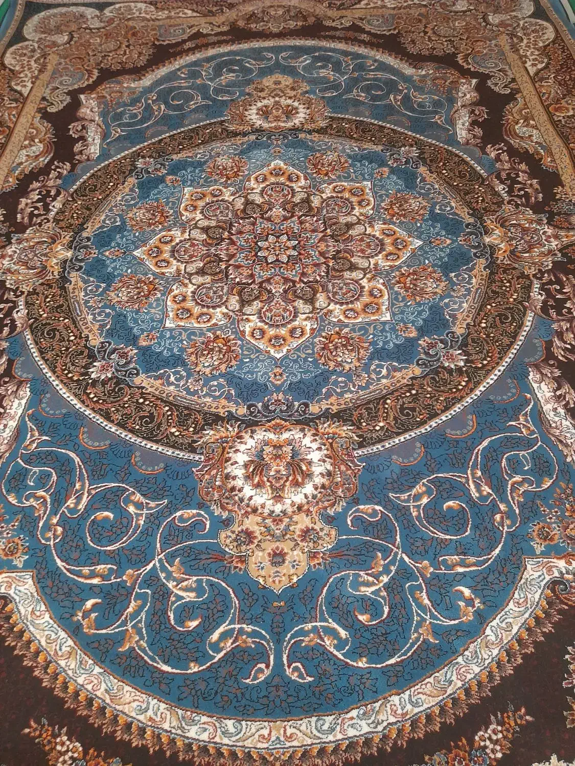 یک عدد فرش ۹ متری ۷۰۰ شانه  دستبافتگونه پانخورده|فرش|بابل, |دیوار