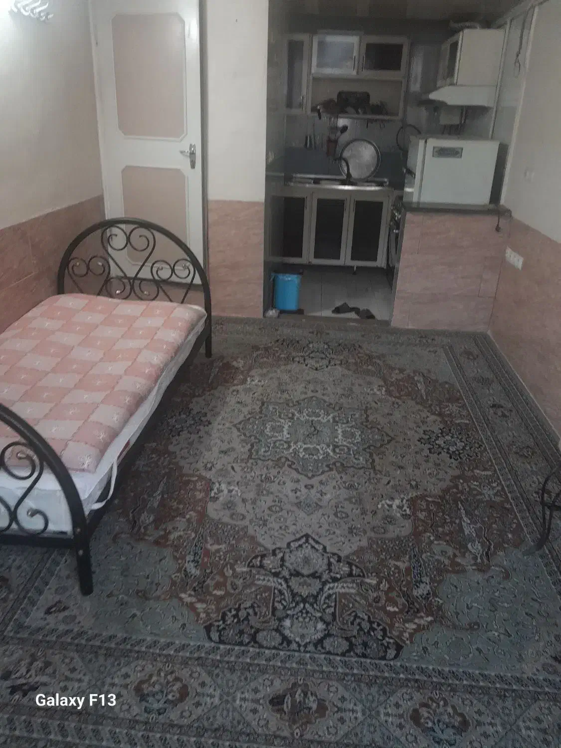 اجاره منزل مبله با وسایل|اجارهٔ کوتاه‌مدت آپارتمان و سوئیت|شیراز, پودنک|دیوار