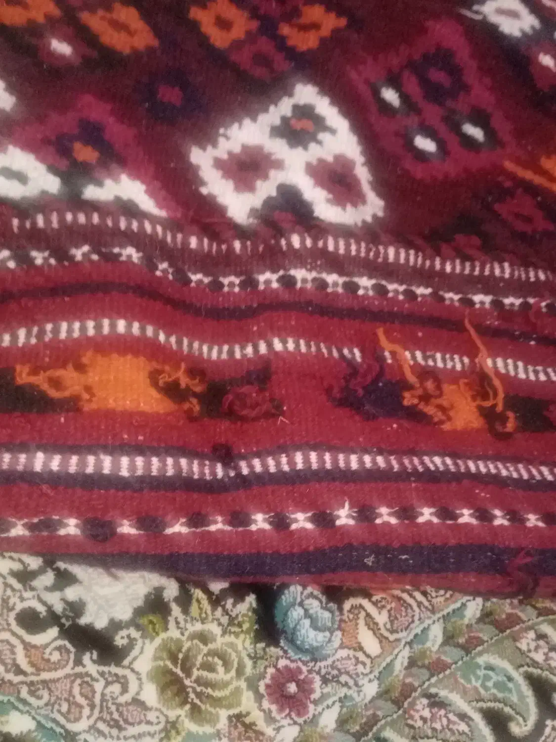 فرش و گلیم دست بافت|فرش|ایذه, |دیوار