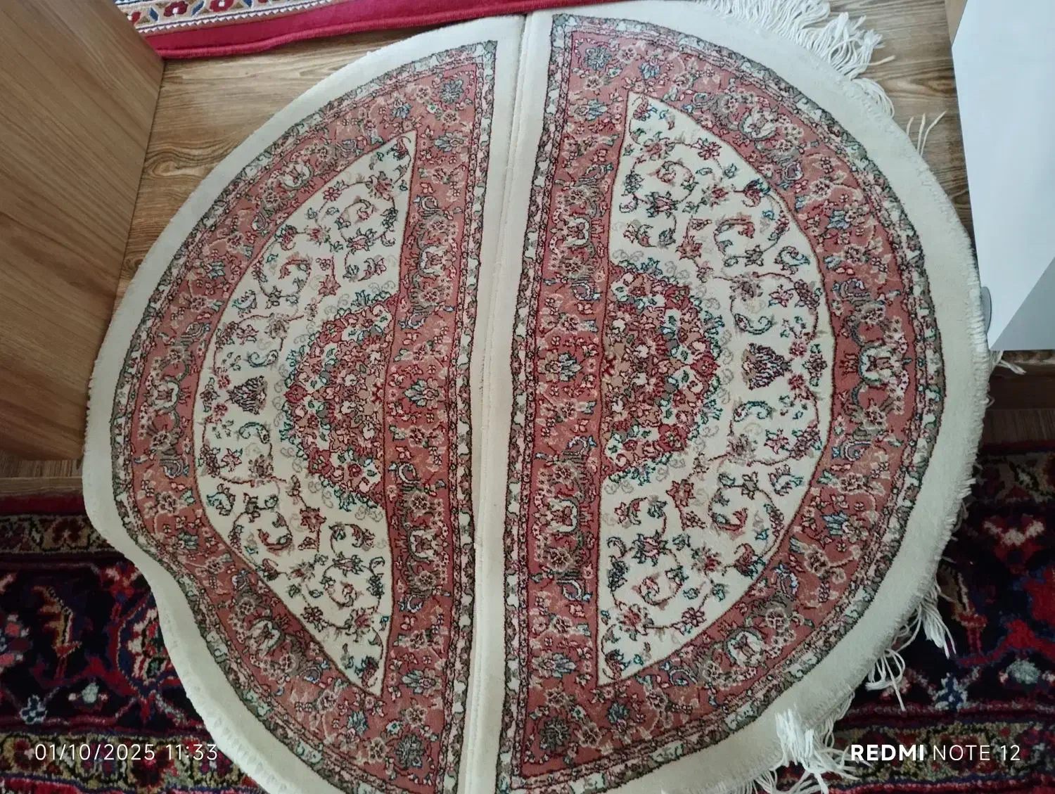 پادری فرش نیم دایره|فرش|مراغه, |دیوار