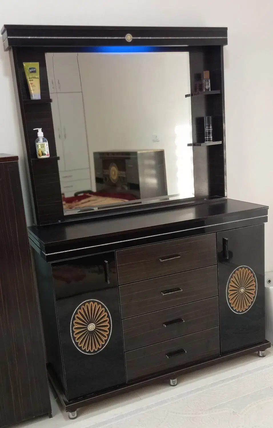 سرویس کامل چوب|تخت و سرویس خواب|تربت جام, جامی|دیوار