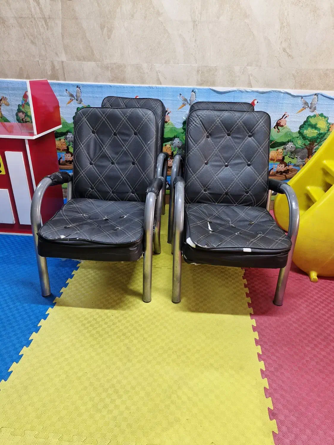 صندلی اداری محکم|مبلمان اداری|قم, باغ کرباسی|دیوار