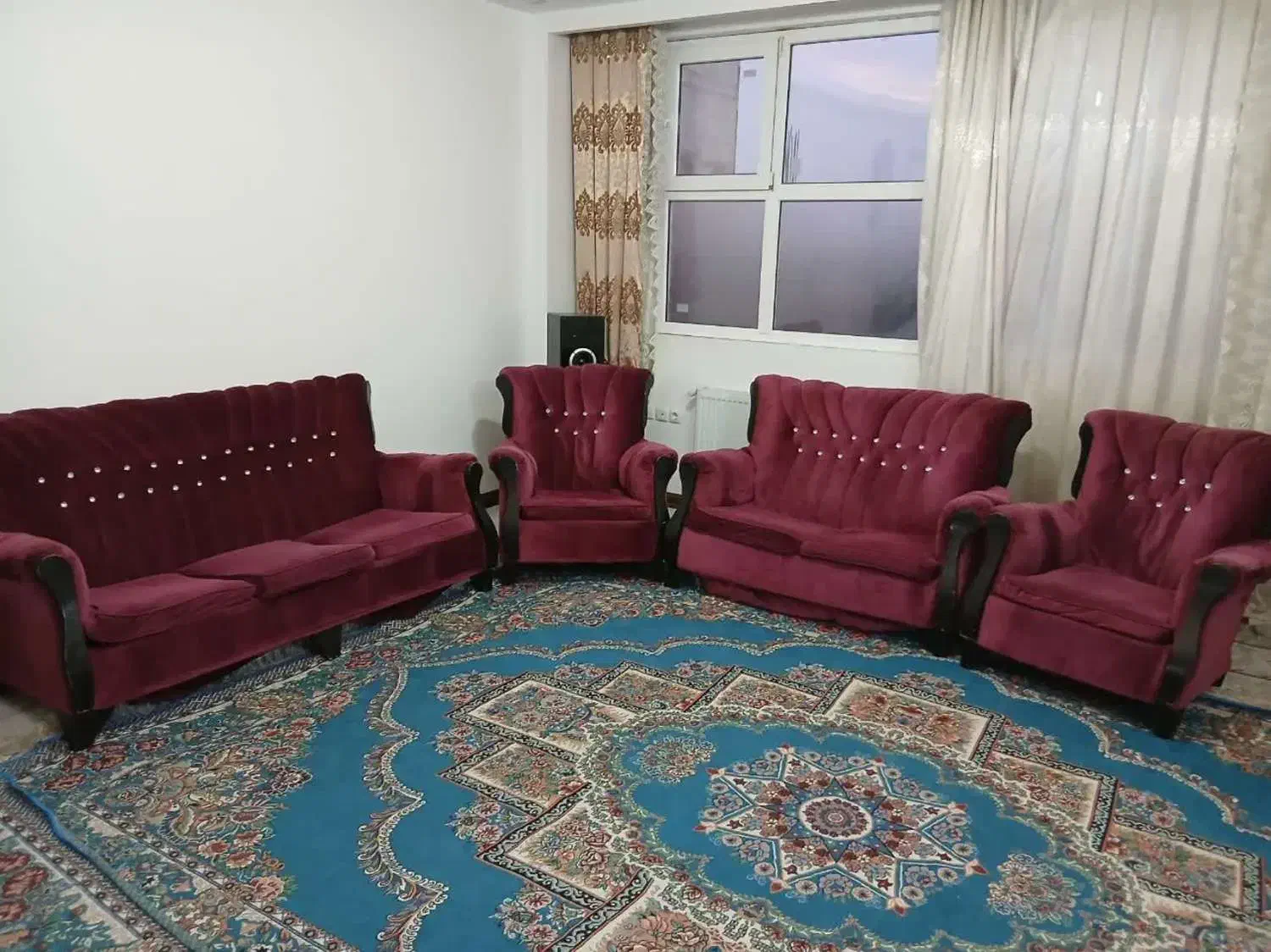 مبل7نفره|مبلمان خانگی و میز عسلی|قم, بکایی|دیوار