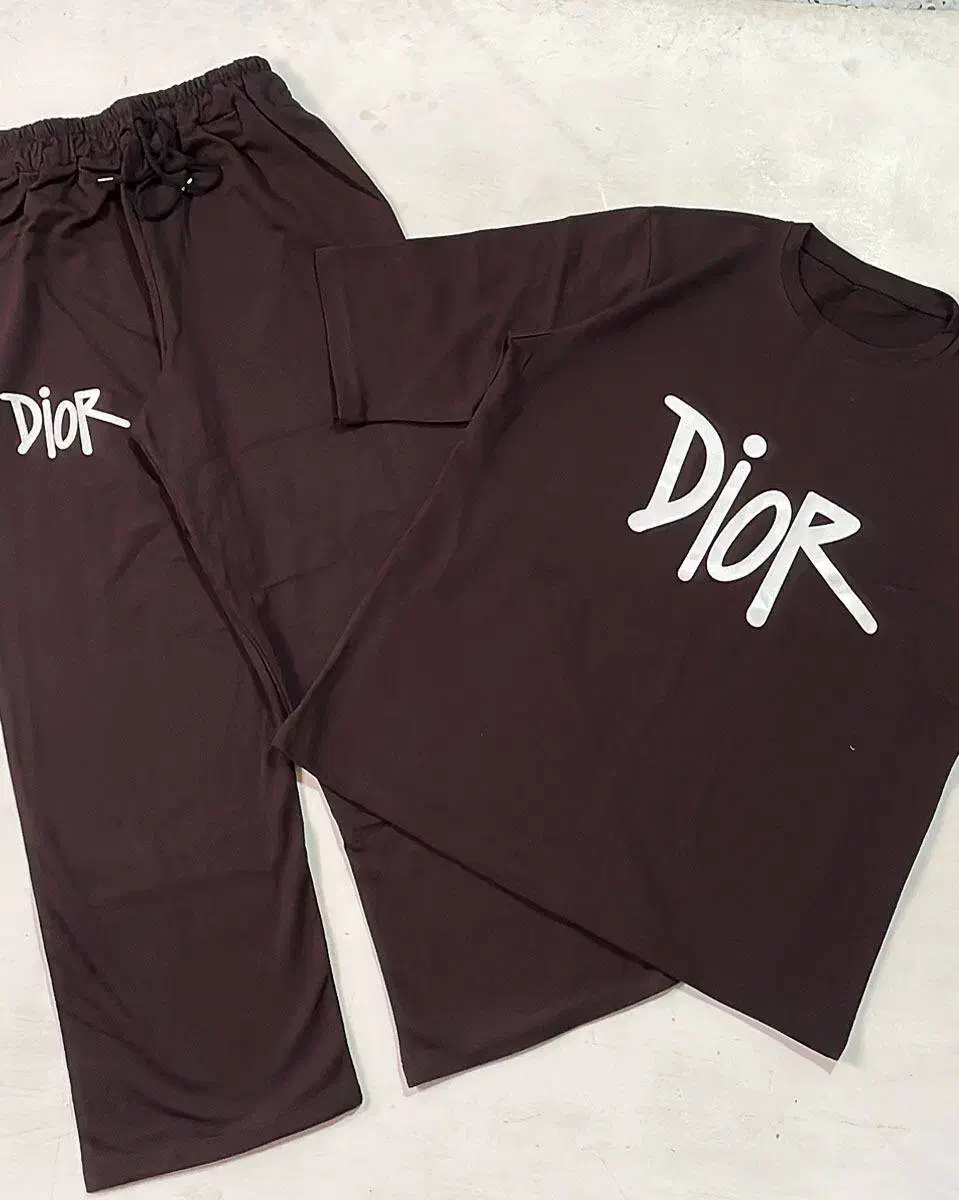 لباس|لباس|آباده, |دیوار