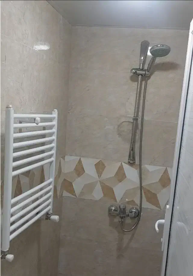 خوابگاه دخترانه|اجارهٔ آپارتمان|رشت, دباغیان|دیوار