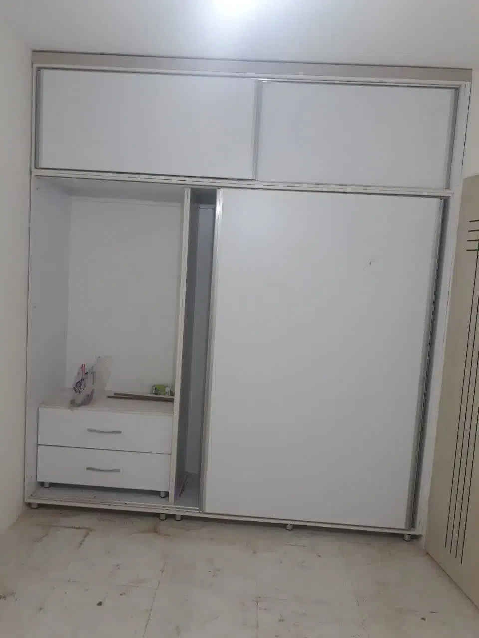 ساخت، نصب، تعمیر و جابجایی انواع کابینت وکمددیواری|خدمات پیشه و مهارت|زنجان, |دیوار