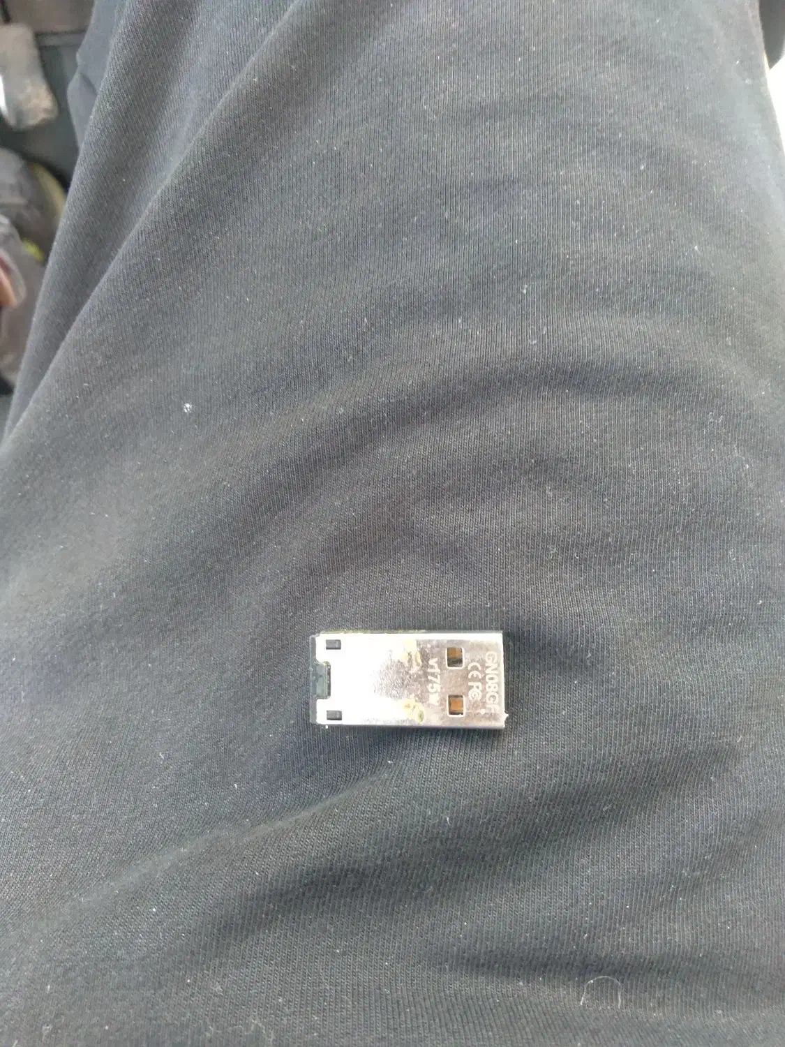 یک عدد فلش پوراز اهنگ فلش سالم|لوازم جانبی موبایل و تبلت|نظرآباد, احمد آباد|دیوار