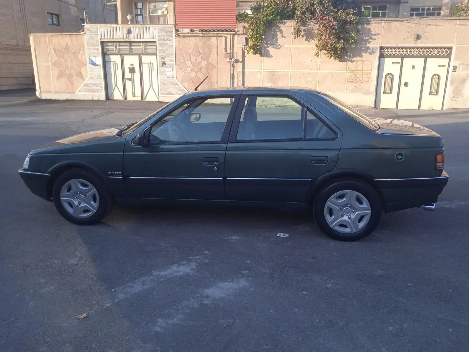 پژو 2000 سالم تر و تمیز پلمپ واقعی|خودرو سواری و وانت|تهران, جیحون|دیوار