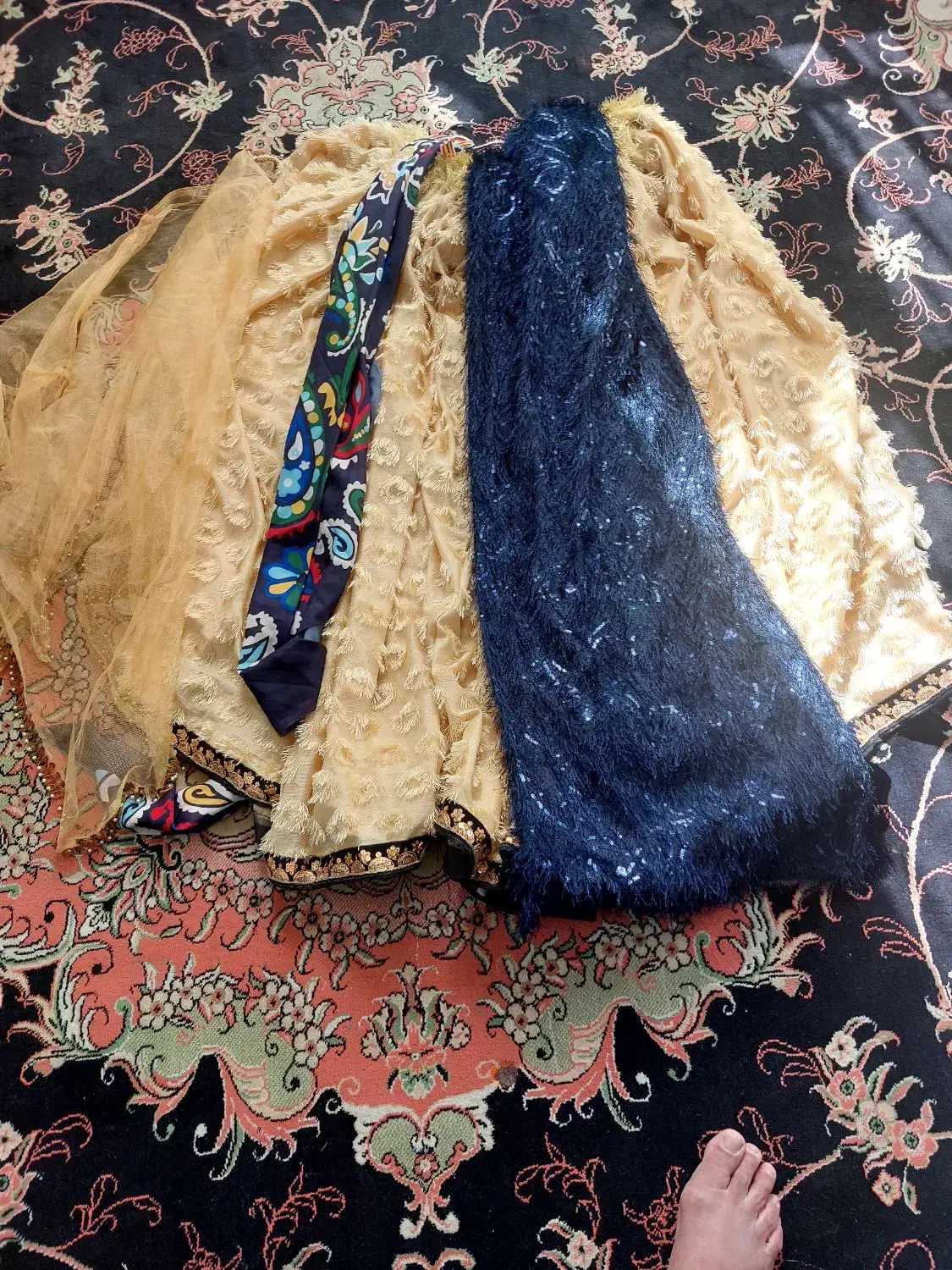 لباس محلی|لباس|شیراز, پانصد دستگاه ارتش|دیوار