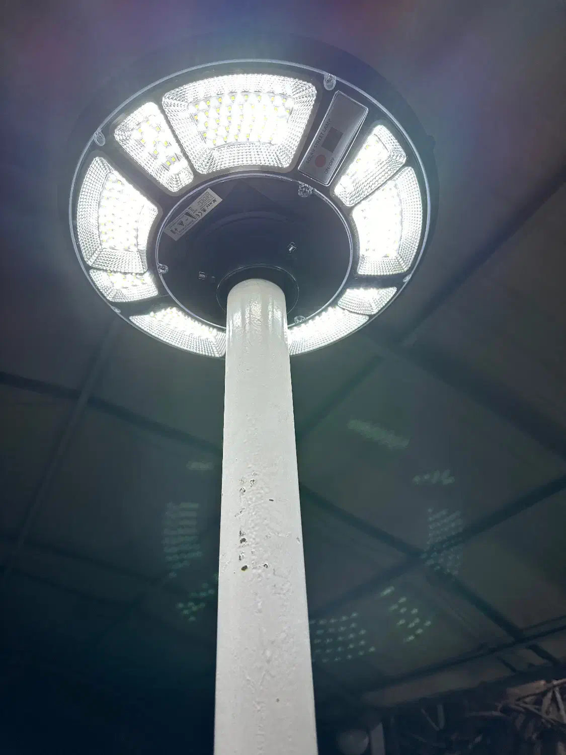 چراغ پارکی خورشیدی با دو سال گارانتی|لامپ و چراغ|تهران, حکیمیه|دیوار