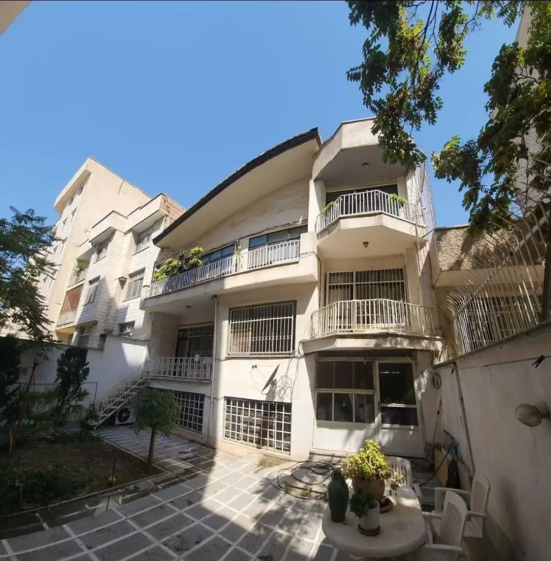 فروش کلنگی / شهرک غرب / قابل توجه سازندگان|فروش زمین و ملک کلنگی|تهران, درختی|دیوار