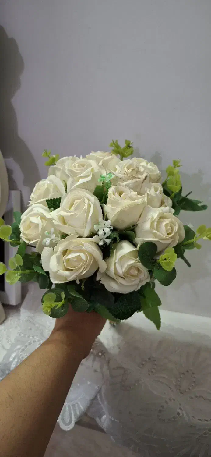 دسته کل عروس|گل مصنوعی|قم, ولیعصر|دیوار