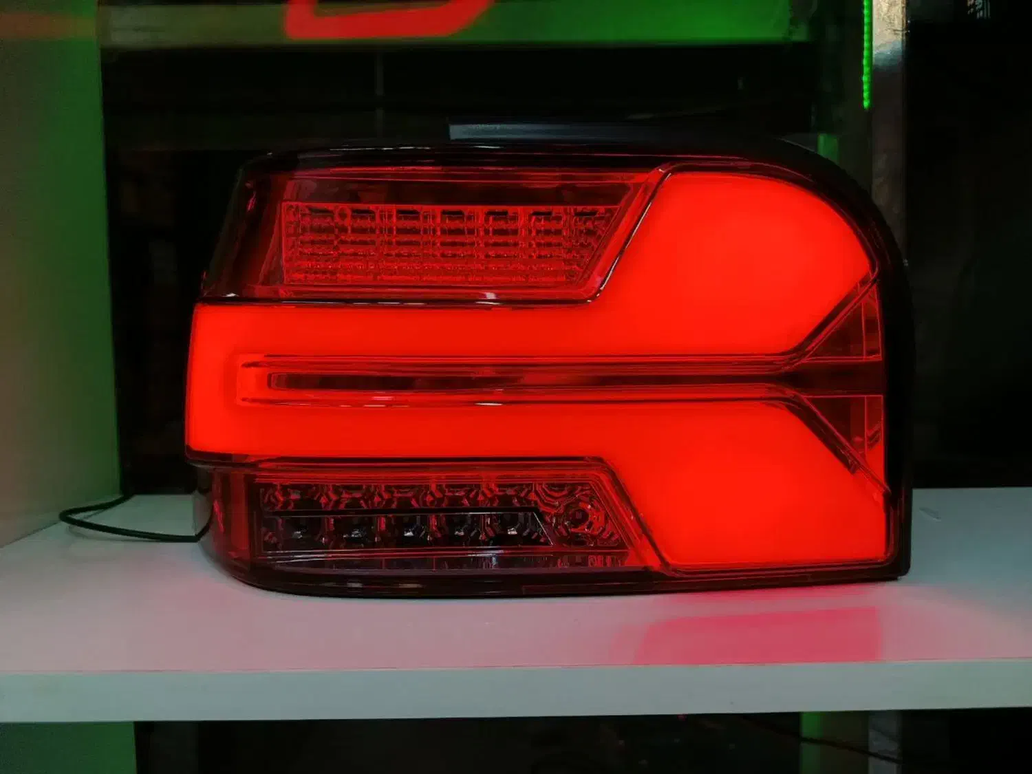 فروش فوری همراه با تخفیف و چکی چراغ های خطر اسپرت|قطعات یدکی و لوازم جانبی|اصفهان, شاه پسند|دیوار