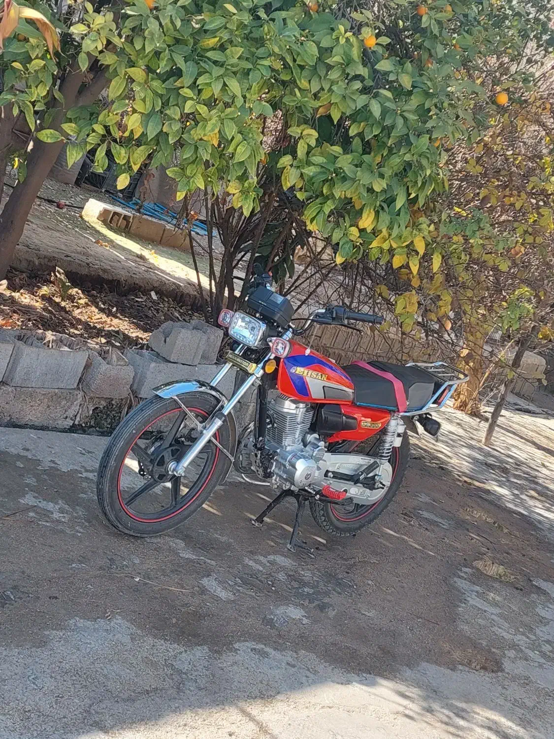 200احسان قرمزی|موتورسیکلت|شیراز, قدوسی غربی|دیوار