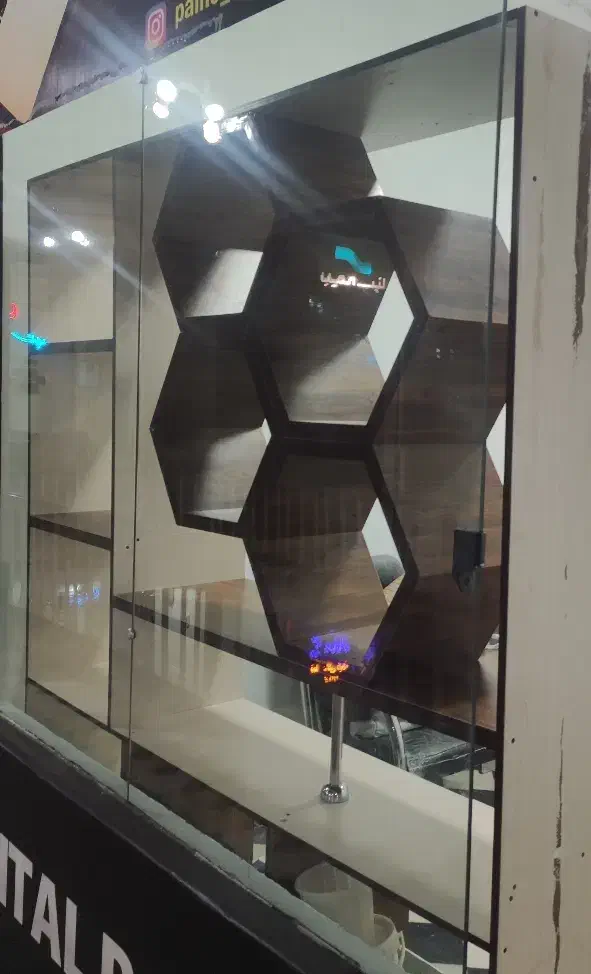 ویترین مغازه با چراغ ال ای دی|فروشگاه و مغازه|اهر, |دیوار