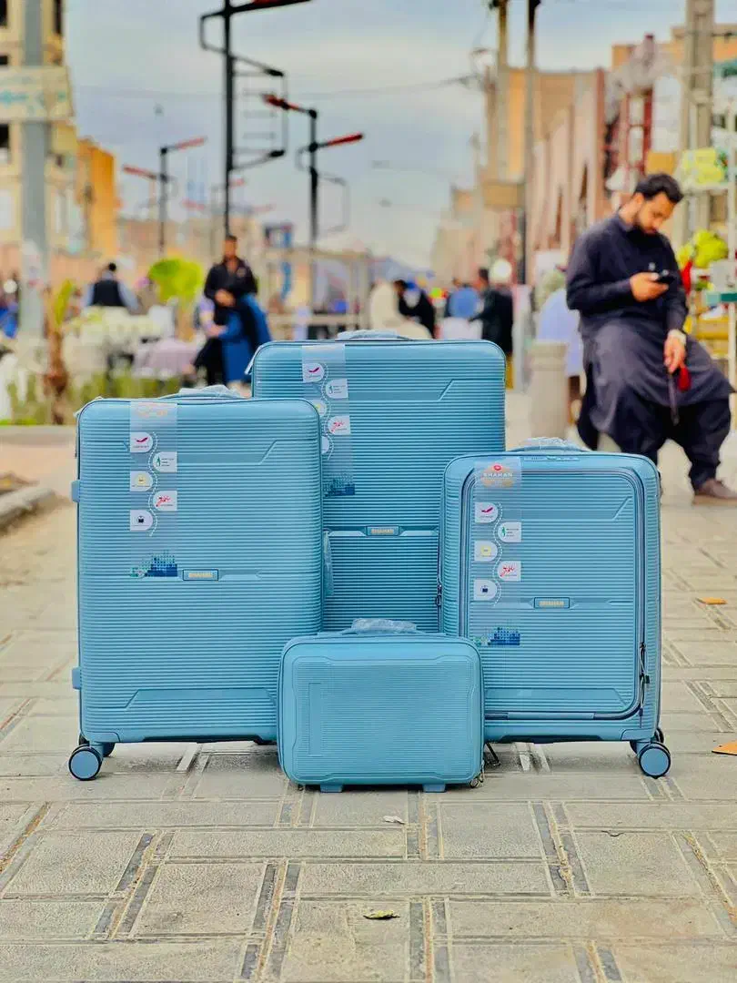 چمدان های 4تیکه اصل نشکن با بهترین کیفیت|کیف، کفش، کمربند|چابهار, |دیوار