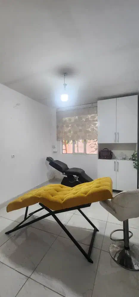 سالن زیبایی همراه با تجهیزات|آرایشگاه و سالن‌های زیبایی|مشهد, شهرک لشکر (شهرک غرب)|دیوار