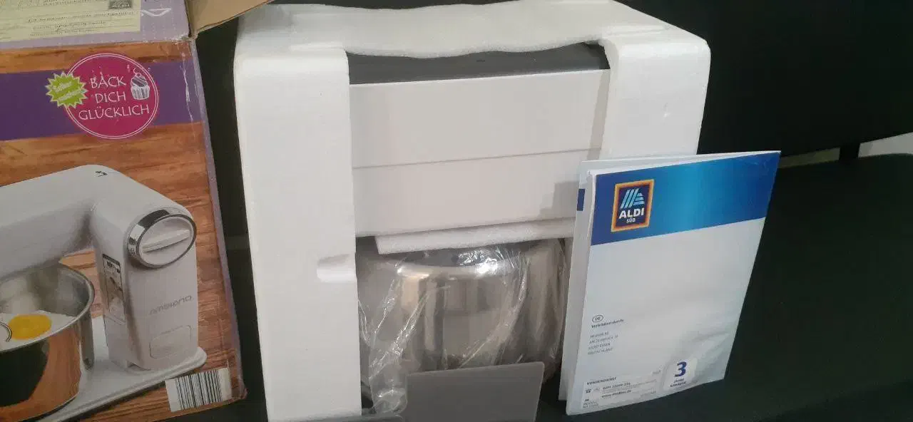 همزن کاسه ای|خردکن، آسیاب، غذاساز|مشهد, نیروی هوایی|دیوار