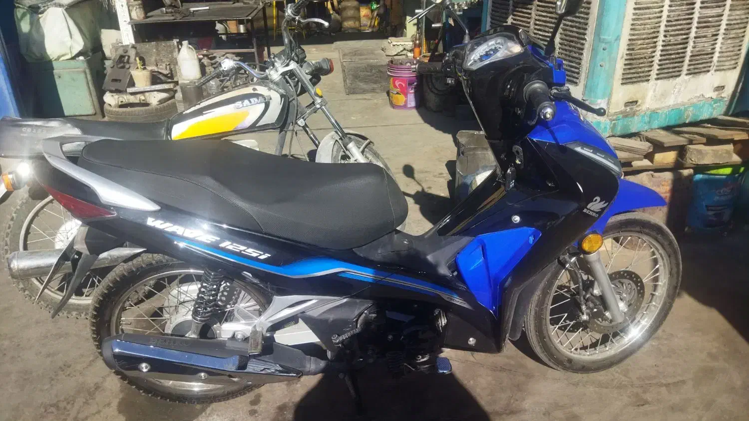 موتور بی کلاج بهرو 1403|موتورسیکلت|شاهین‌شهر, شهرک صنعتی|دیوار