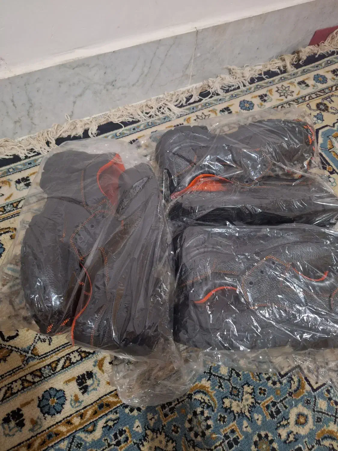 ۳ جفت کفش کار نونو تمیز سایز ۴۳|کیف، کفش، کمربند|اشتهارد, |دیوار