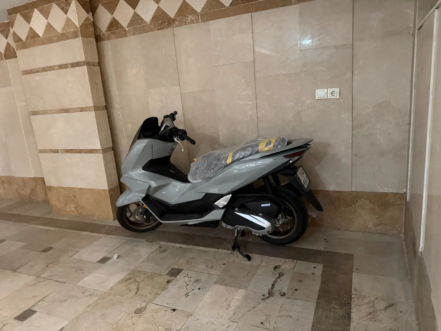 PCX160|موتورسیکلت|تهران, عباس‌آباد|دیوار